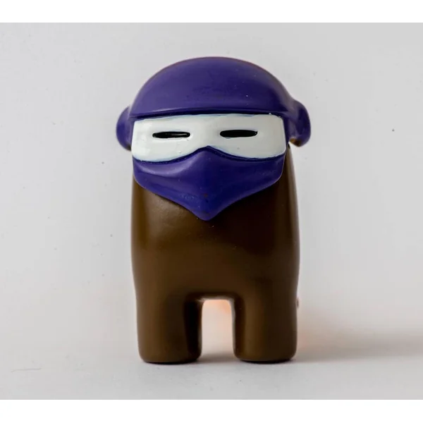 AMONG US - 5 FIGURINES 5,5 CM 1 MYSTERE ET 3 ACCESSOIRES