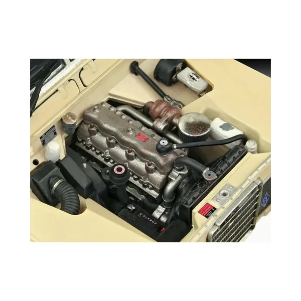 Maquette Land Rover Series III LWB Level 3 échelle 1:24 - Revell